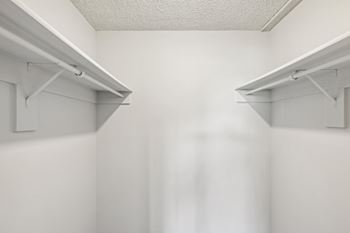 Walk-in closet